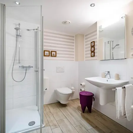 アパート Buesumer Reethus 1 3 *