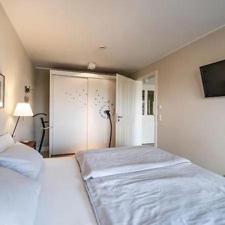 Buesumer Reethus 1 3 アパート ビューズム